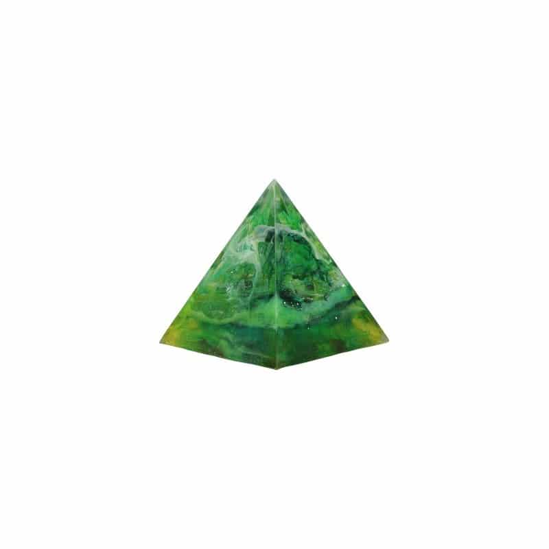 Orgonite Piramide Rozenkwarts/ Bergkristal/ Aventurijn (130 mm)